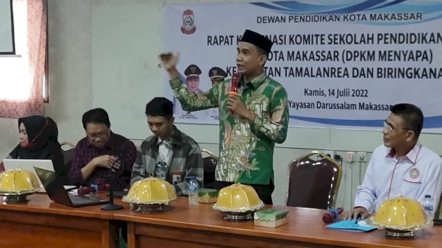 Ketua Dewan Pendidikan Kota Makassar, Rudianto Lallo.