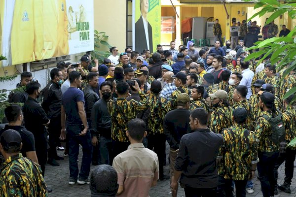 Golkar Sulsel Memanas, Kubu Nurdin Halid -Taufan Pawe Adu Mulut hingga Saling Dorong: Kok Preman yang Dikerahkan