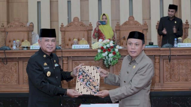 Paripurna DPRD, Bupati Basmin: Pemerintah Tidak Pernah Berhenti Berbuat Untuk Kepentingan Masyarakat