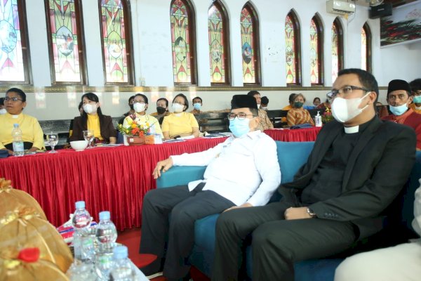 Walikota Judas Hadiri Sidang Klasis Gereja Toraja Palopo