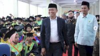 Wisuda Ratusan Santri, Bupati Syamsari Ajak Orang Tua Ciptakan Generasi Qurani
