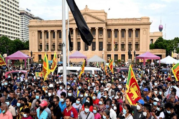 Berusaha Kabur ke Dubai, Presiden Sri Lanka Terkatung-katung di Bandara