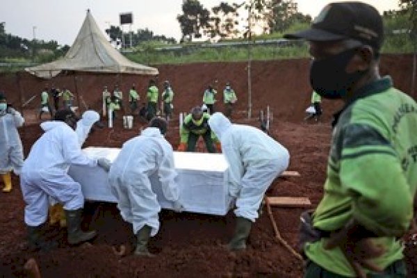 Angka Covid-19 Harian RI Naik 6 Kali Lipat, Satgas Beri Warning