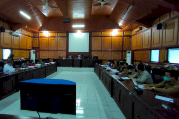 Bahas LKPJ, DPRD Palopo Pertanyakan Penurunan PAD dan Realisasi Fisik