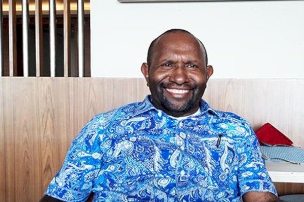 Bupati Mamberamo Tengah Papua Ricky Ham Pagawak Resmi Jadi Buronan KPK