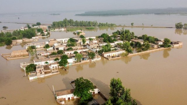 Banjir di pakistan.(F-INT)