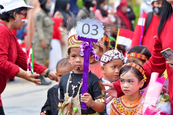 Meriahkan HUT RI ke-77, Walikota Judas Lepas Karnaval Tingkat TK-SD