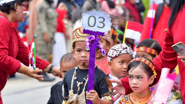Meriahkan HUT RI ke-77, Walikota Judas Lepas Karnaval Tingkat TK-SD