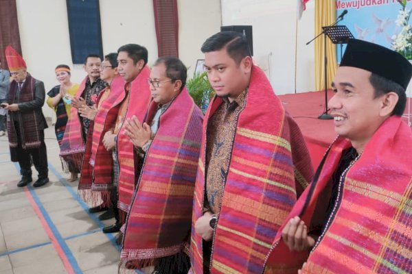 Disaksikan Bupati Adnan, Danny Pomanto-Ketua BPK Sulsel Kompak Perkenalkan Ketua DPRD Rudianto Lallo Sebagai Caleg DPR RI