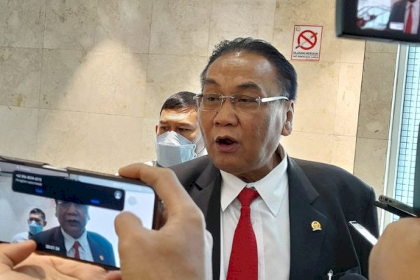 Mahfud Singgung DPR &#8216;Kok Diam&#8217; di Kasus Brigadir J, Bambang Pacul: Anda Menteri Koordinator Apa Menteri Komentator