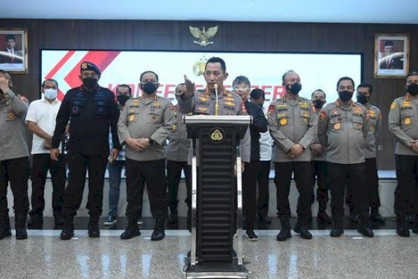 Kapolri Mutasi 24 Polisi Berpangkat Kombes hingga Bharada ke Yanma Buntut Kasus Kematian Brigadir J
