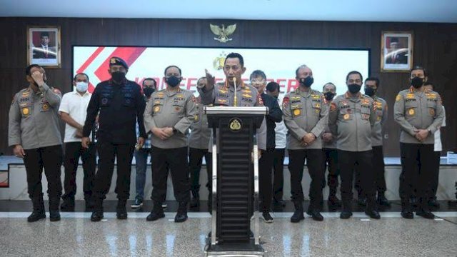 Kapolri Mutasi 24 Polisi Berpangkat Kombes hingga Bharada ke Yanma Buntut Kasus Kematian Brigadir J