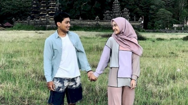 Nabila Ishma Tak Menyangka Dapat Kiriman Oleh-oleh dari Mendiang Eril.(F-INT)