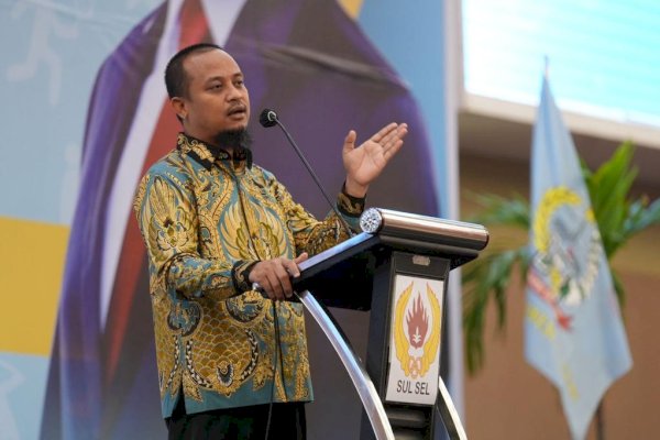 Hadiri Pelantikan KONI Sulsel, Gubernur Andi Sudirman Minta Perusahaan Perhatikan Pembinaan Olahraga