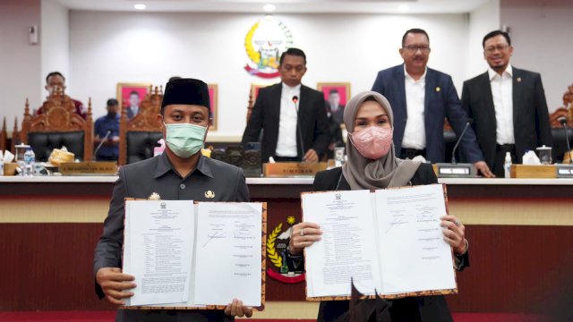 Gubernur -DPRD Sulsel Teken Nota Kesepakatan KUA-PPAS TA 2023