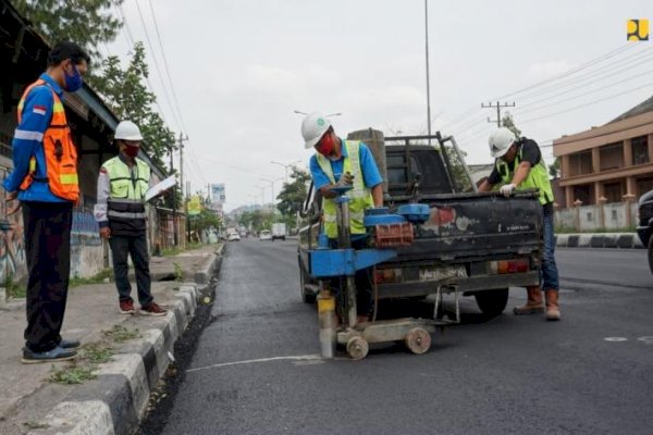 Progres Proyek Jalan dan Drainase di Makassar Kembali Disorot