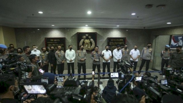 Kapolri lakukan Mutasi besar-besaran buntut kasus BRigadir J.(F-INT)