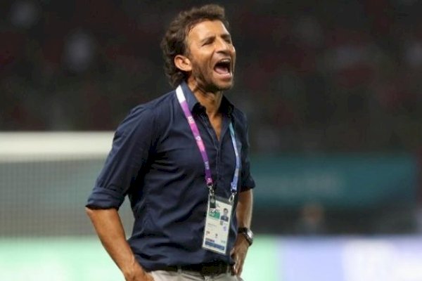 Luis Milla Resmi jadi Pelatih Persib Bandung