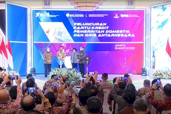 Luncurkan Kartu Kredit Pemerintah-Qris Antarnegara, Jokowi: Indonesia Tidak Ketinggalan Amat
