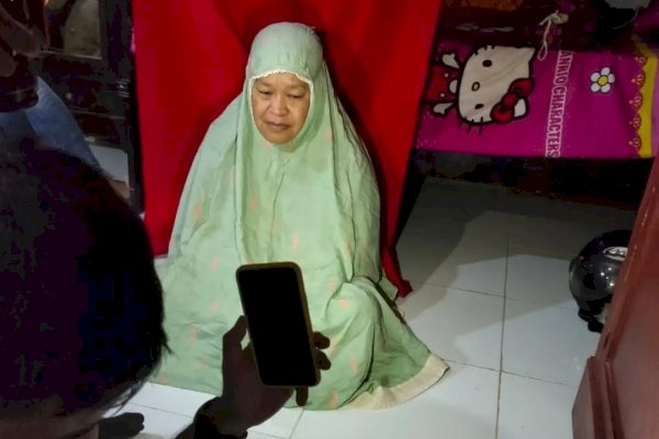 Kabar Baik! Tim Dafaduk Disdukcapil Makassar Layani Masyarakat Rentang Langsung dari Rumah