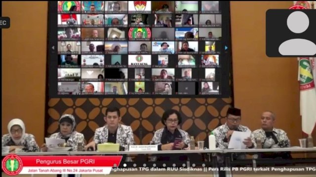 PGRI Protes Tunjangan Profesi Guru Hilang di RUU Sisdiknas.(F-INT)