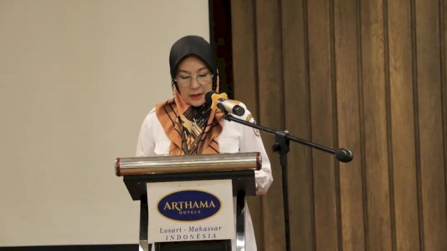 Sekretaris DPMPTSP Kota Makassar A Indrawaty