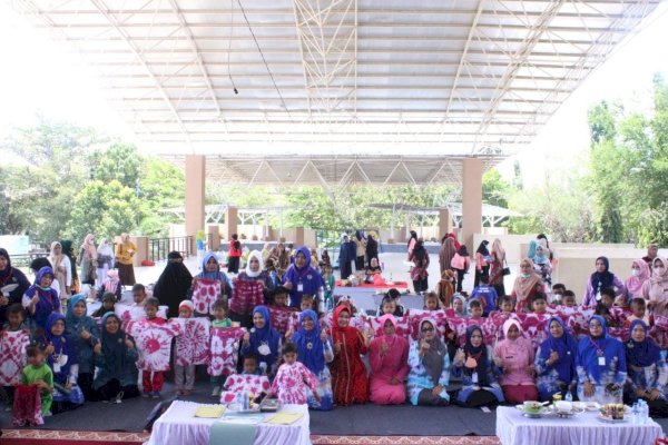 Meriah, Ratusan Murid TK Ikuti Lomba Membatik “Siborita”