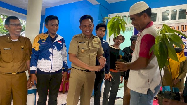 Bupati Bantaeng Perkenalkan Produk Lokal Coklat Batang