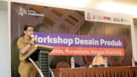 Dispar Makassar Pacu Semangat Pelaku Usaha Ekonomi Kreatif Lewat Workshop Desain Produk