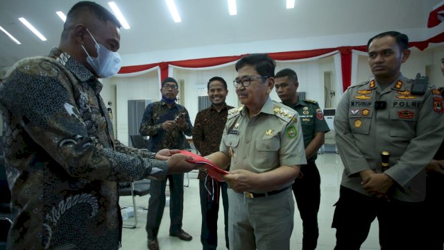 Walikota Judas Hadiri Kegiatan Vaksinasi Merdeka.(F-Humas)
