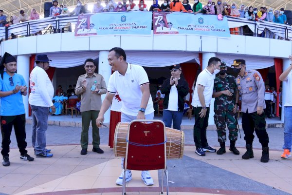Semarakkan Hari Kemerdekaan, Bupati Syamsari Canangkan Takalar Merdeka Sampah