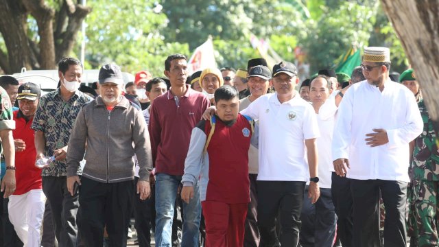 Ilham Azikin Lepas Karnaval Merdeka Toleransi.