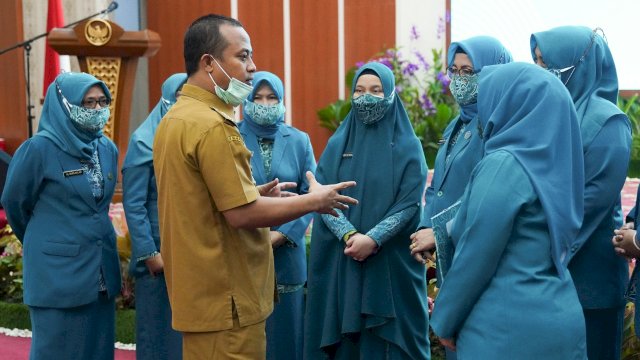 Gubernur Sulawesi Selatan, Andi Sudirman Sulaiman menghadiri Pelantikan Ketua Tim Penggerak PKK Kabupaten Sidrap