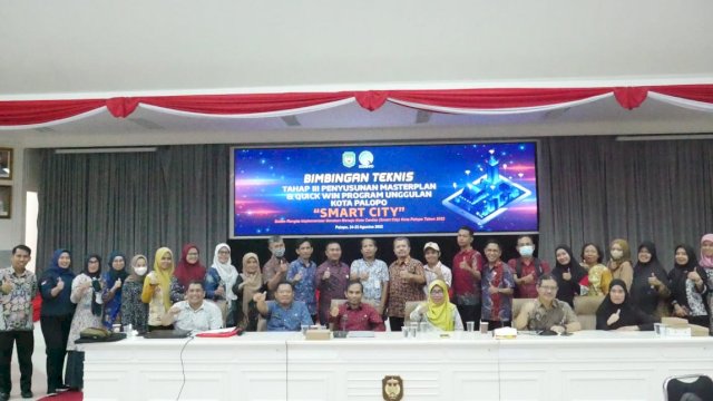 Bimbingan Teknis Tahap III Penyusunan Masterplan dan Quick Win Program Unggulan Kota Palopo "Smart City"