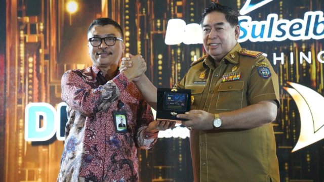 Sekertaris Daerah Provinsi Sulsel, Abdul Hayat Gani, meresmikan dua inovasi terbaru PT Bank Sulawesi Selatan dan Sulawesi Barat (Sulselbar)