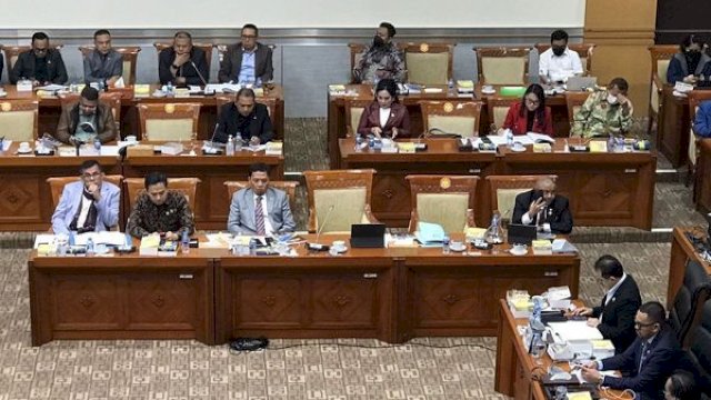 Aboe Bakar Dilaporkan ke MKD soal Suara Panggil Sayang saat Rapat DPR dengan Kapolri.(F-INT)