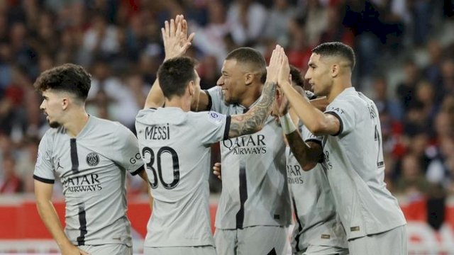 PSG Bantai Lille 7-1.(F-INT)