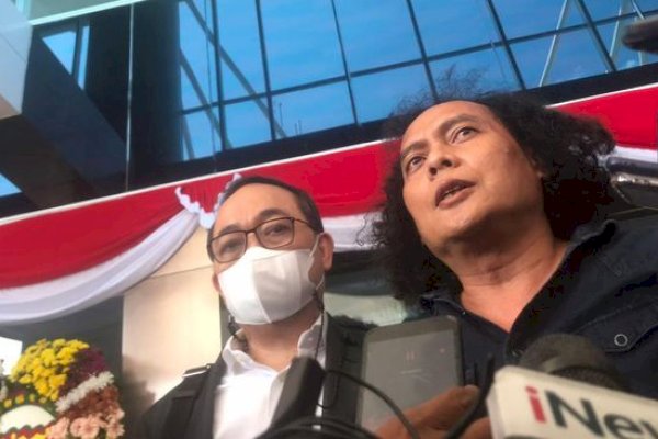 Kuasa sebagai Pengacara Bharada E Dicabut, Deolipa Minta 15 Triliun ke Negara: Kita Gugat, Kalau Nggak Ada