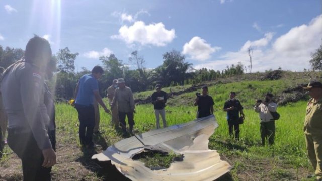 Sampah Antariksa Jatuh di Sanggau Kalbar.(F-INT)