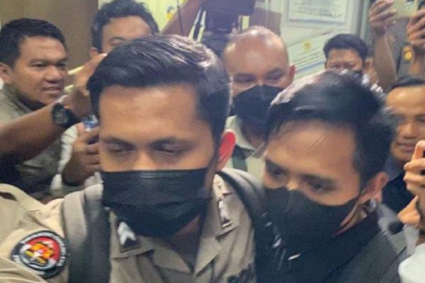 Pengacara Bharada E Sebut Ferdy Sambo Ada di TKP Saat Brigadir J Ditembak: Tekanan dari ‘Atasan’