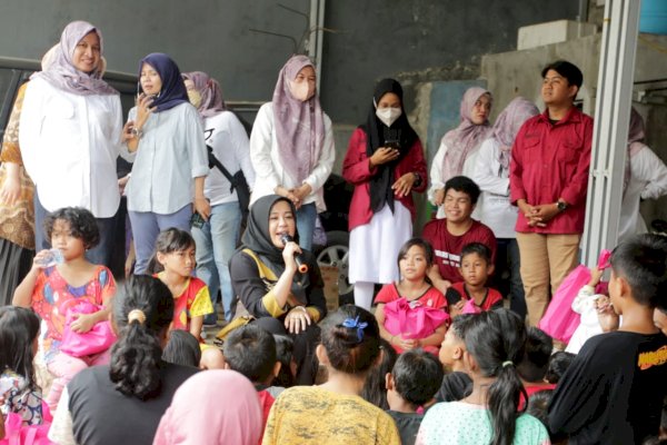Wawali Makassar Fatmawati Rusdi Beri Trauma Healing Bagi Anak Korban Kebakaran Rappokalling: Saya Bahagia di Tengah Kalian!