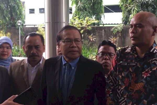 Rizal Ramli Sebut Pemerintah Jokowi Terikat Pinjol