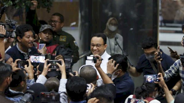 Sikap Anies Dinilai Patut Dicontoh setelah penuhi panggilan KPK.(F-INT)