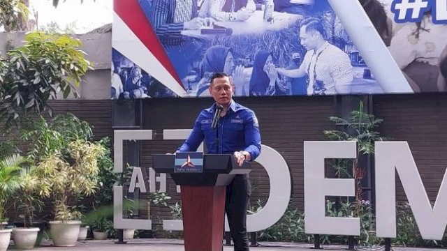 AHY Copot Lukas Enembe dari Ketua DPD Partai Demokrat Papua.(F-INT)