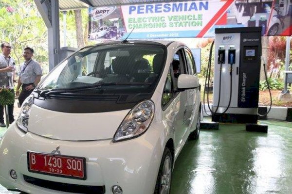 Bakal Jadi Kendaraan Dinas, Ini Merek dan Harga Mobil Listrik Terbaru