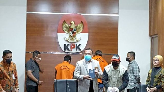 Kasus Suap Hakim Agung, KPK Sita 205 Ribu Dolar Singapura dan Rp 50 Juta