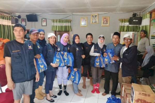 Gerak Cepat Tim RMS Berbagi Bawa Bantuan Untuk Masyarakat Terdampak Lonsor