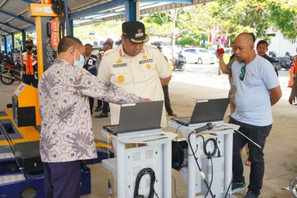 Pemkab Maros Dapat Bantuan Alat Pemeriksaan Laik Fungsi Kendaraan, Diharap Dongkrak PAD