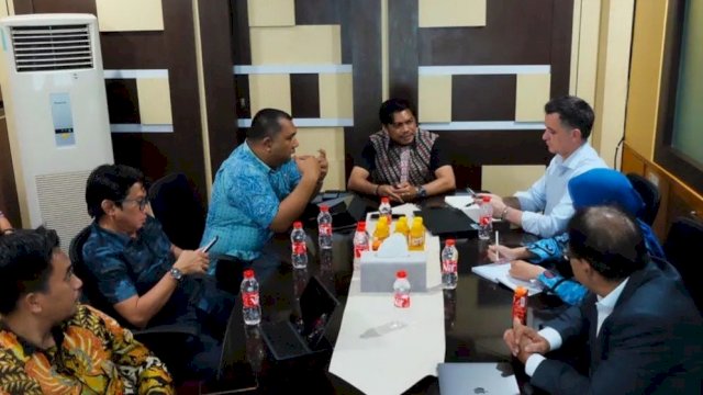 Kepala Bapenda Makassar, Firman Pagarra Menerima Kunjungan TIM ADB