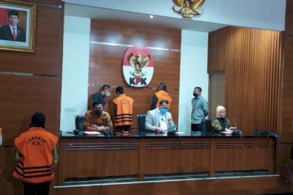 KPK Duga PNS Kepaniteraan MA Sering Terima Suap dari Pihak Berperkara